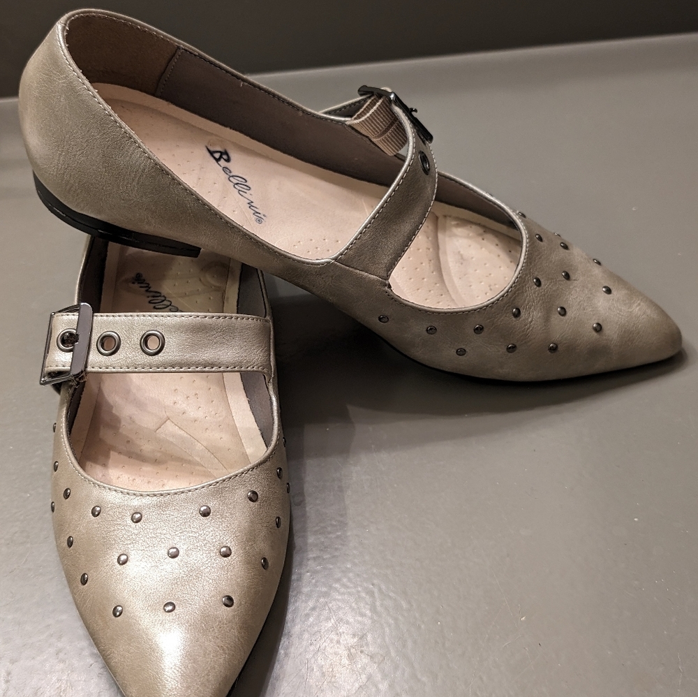 Bellini Foxy Mary Jane strap shoes pointed toe flats grey 11W